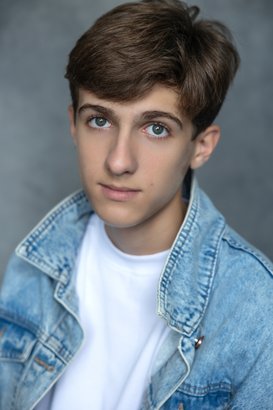 Артём Сарибеков