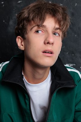 Артём Сарибеков