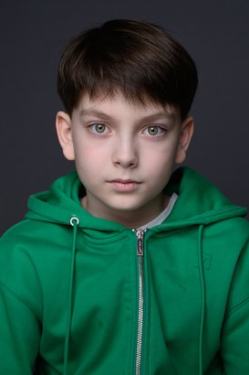 Марк Устинов