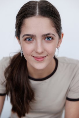 Сандра Вострецова