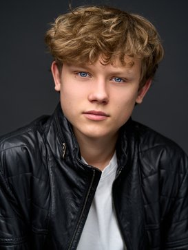 Александр Жуков