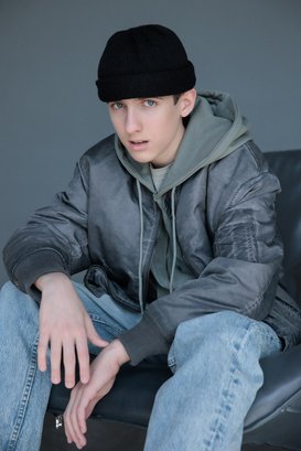 Артём Сарибеков