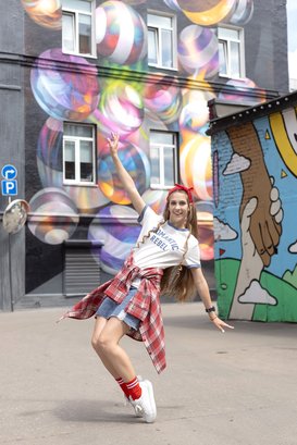 Полина Макаренко