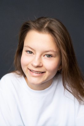 Полина Ростова