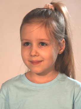 Леона Божбина