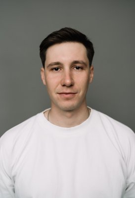 Иван Семенов