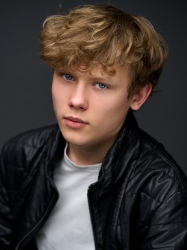 Александр Жуков