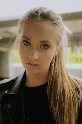 Ариана Глушкова