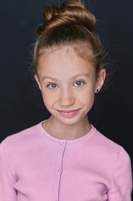 Арина Колахметова