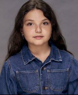 Николь Вишнякова