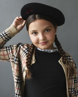 Николь Вишнякова