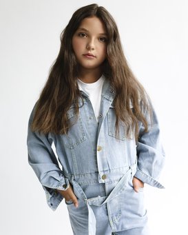 Николь Вишнякова