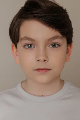 Марк Устинов