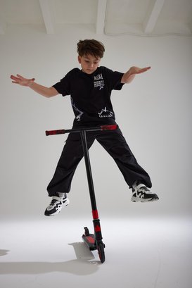 Марк Устинов