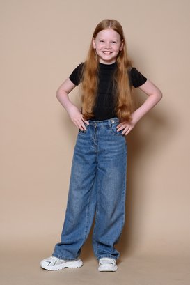 Полина Островская