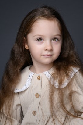 Анна Романова