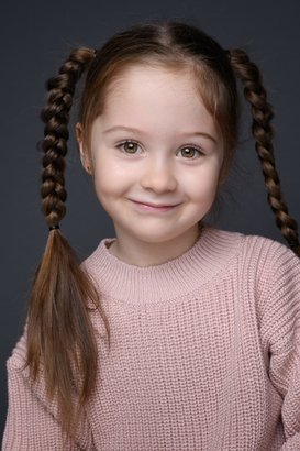 Анна Романова