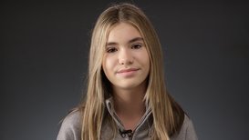 Юля Султанова