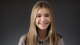 Юля Султанова