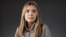 Юля Султанова