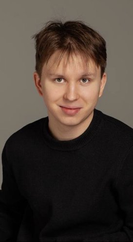 Александр Булатов