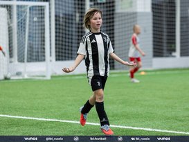 Роберт Смирнов