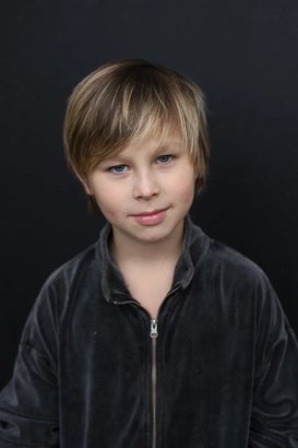 Роберт Смирнов