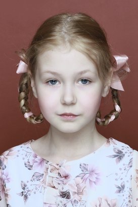 Ника Волкова