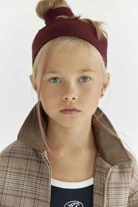 Мила Сурова