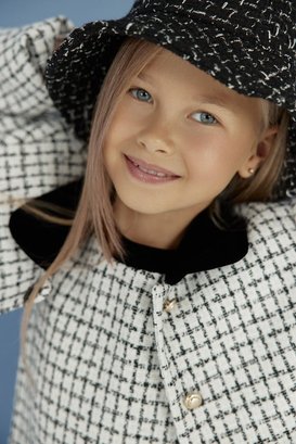 Мила Сурова