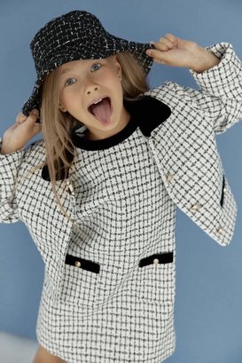 Мила Сурова