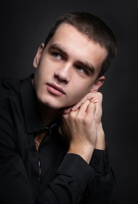 Егор Леонтьев