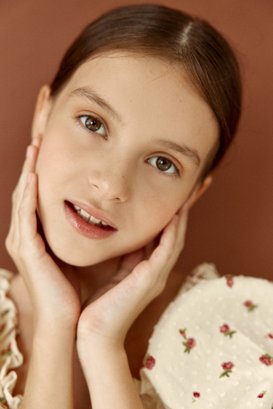 София Лощинина