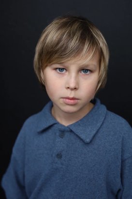 Роберт Смирнов