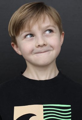 Денис Иванов